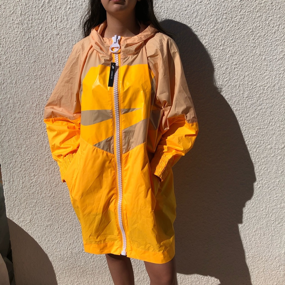 🆕 Nike NSW Windrunner Full-Zip Oversized Jacket